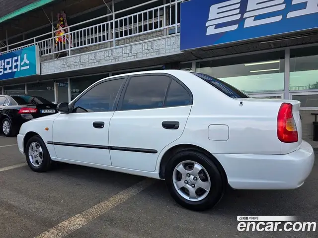 Hyundai Verna 2001 1.3 механика, миниатюра 4 Hyundai Verna 2001 1.3 механика, миниатюра 4