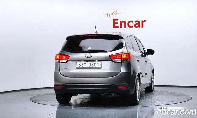 Kia Carens 2013 1.7 автомат (гидро), миниатюра 4 Kia Carens 2013 1.7 автомат (гидро), миниатюра 4