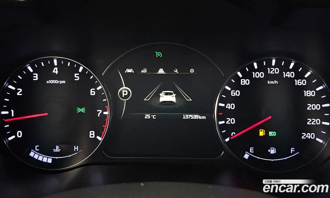 Kia Carens 2015 2.0 автомат (гидро), фото 11