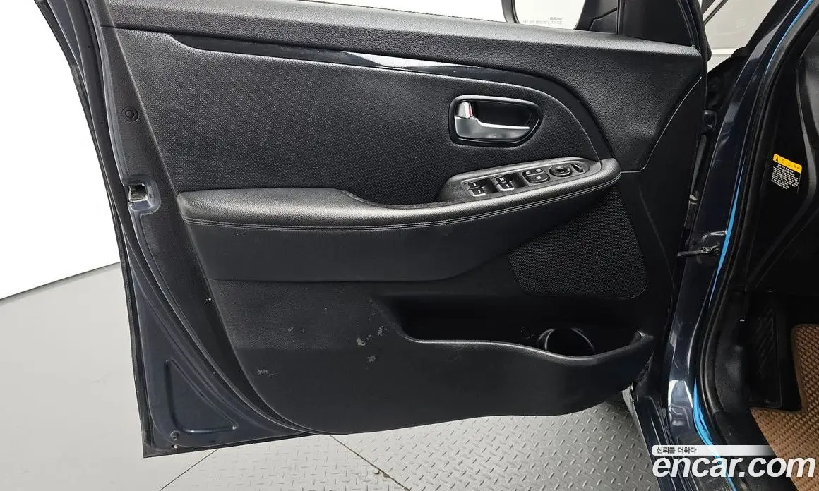 Kia Carens 2015 2.0 автомат (гидро), фото 14