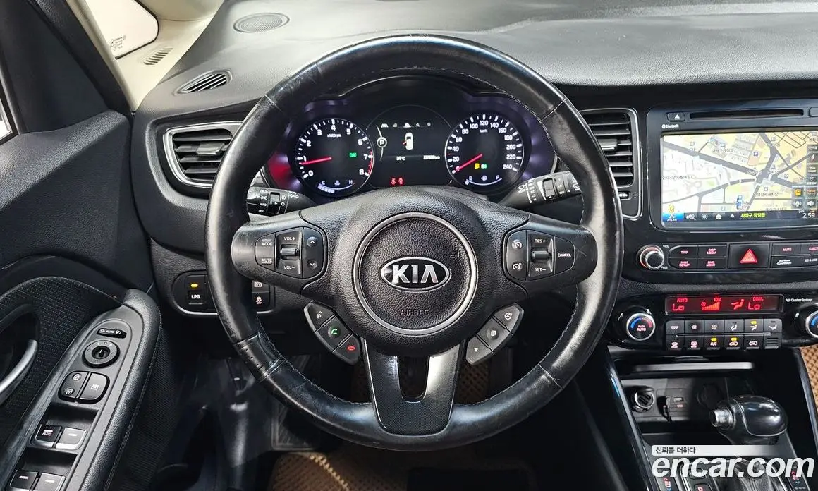 Kia Carens 2015 2.0 автомат (гидро), фото 20
