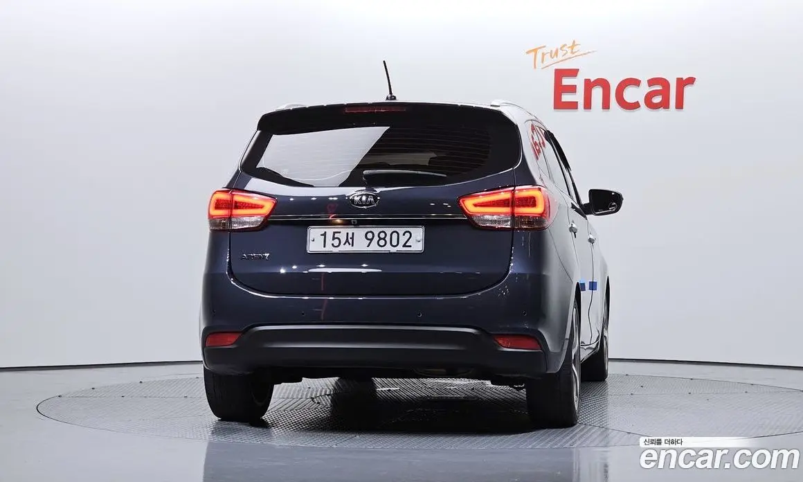 Kia Carens 2015 2.0 автомат (гидро), фото 4