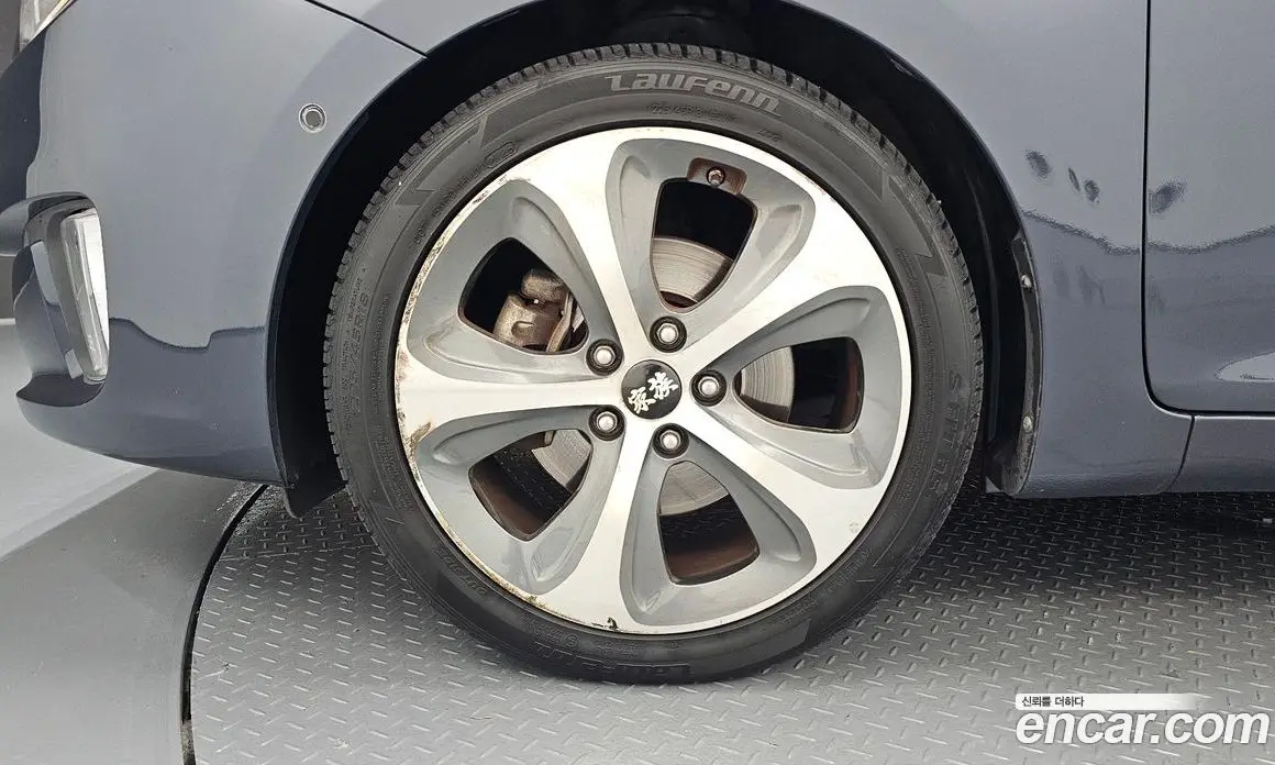 Kia Carens 2015 2.0 автомат (гидро), фото 5