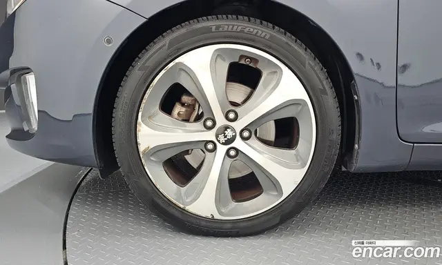 Kia Carens 2015 2.0 автомат (гидро), миниатюра 5