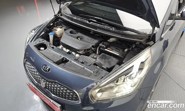 Kia Carens 2015 2.0 автомат (гидро), миниатюра 6