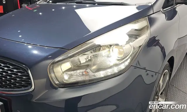 Kia Carens 2015 2.0 автомат (гидро), миниатюра 8