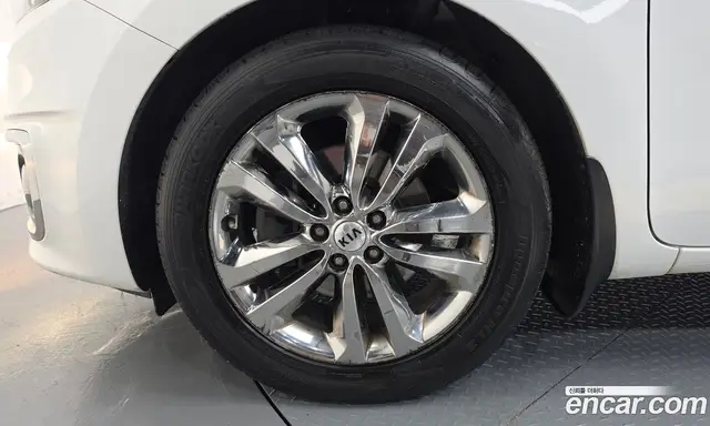 Kia Carnival 2017 2.2 автомат (гидро), миниатюра 5 Kia Carnival 2017 2.2 автомат (гидро), миниатюра 5