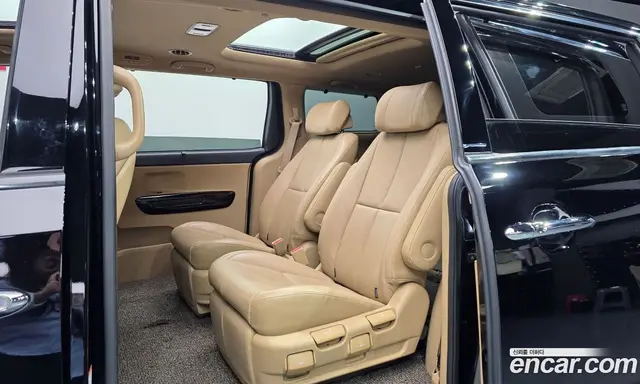 Kia Carnival 2018 2.2 автомат (гидро), миниатюра 12