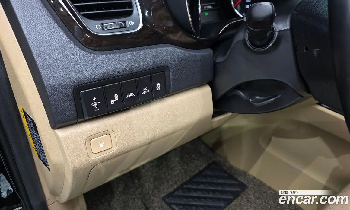 Kia Carnival 2018 2.2 автомат (гидро), фото 19