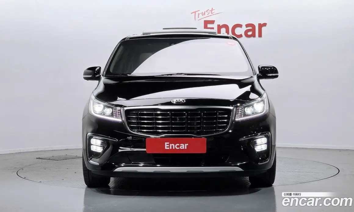 Kia Carnival 2018 2.2 автомат (гидро), фото 3