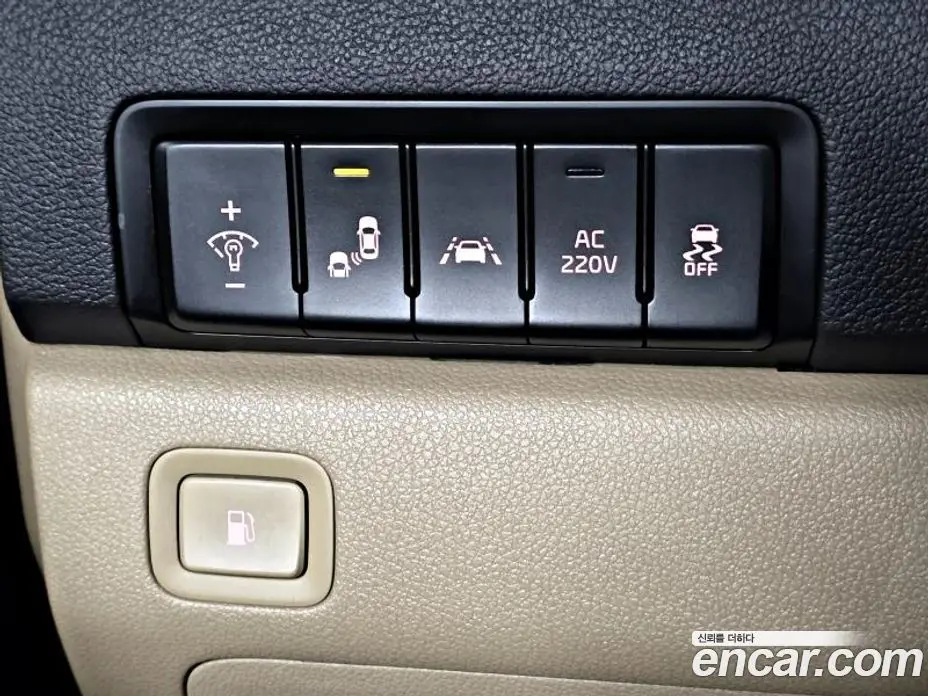 Kia Carnival 2020 2.2 автомат (гидро), фото 13