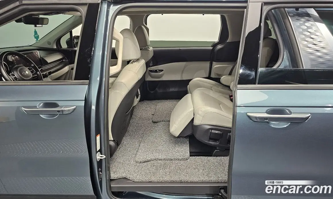 Kia Carnival 2020 2.2 автомат (гидро), фото 17 Kia Carnival 2020 2.2 автомат (гидро), фото 17