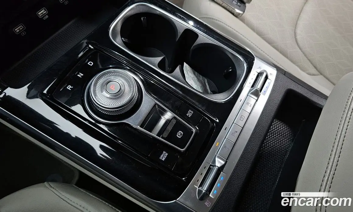Kia Carnival 2020 2.2 автомат (гидро), фото 12
