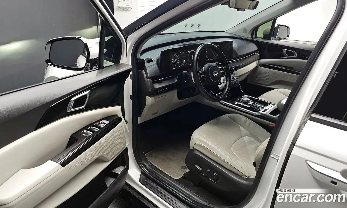 Kia Carnival 2020 2.2 автомат (гидро), фото 13