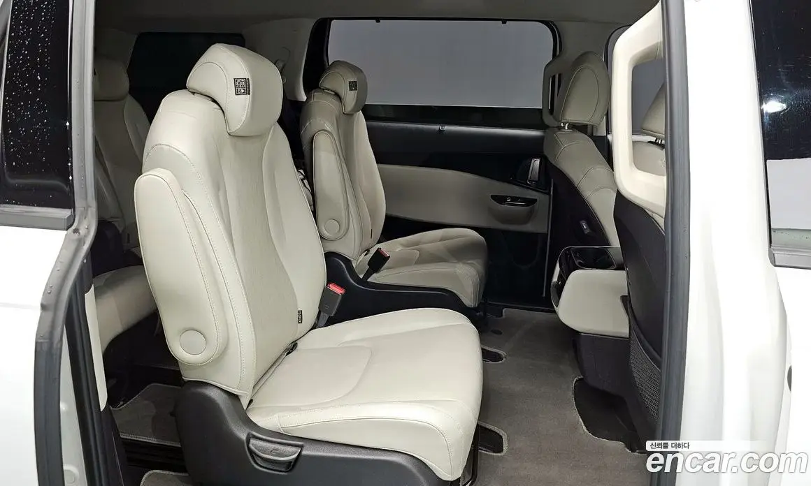Kia Carnival 2020 2.2 автомат (гидро), фото 17