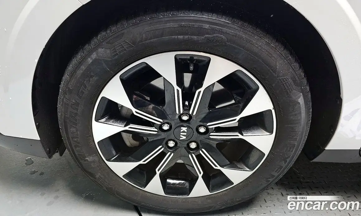 Kia Carnival 2020 2.2 автомат (гидро), фото 5