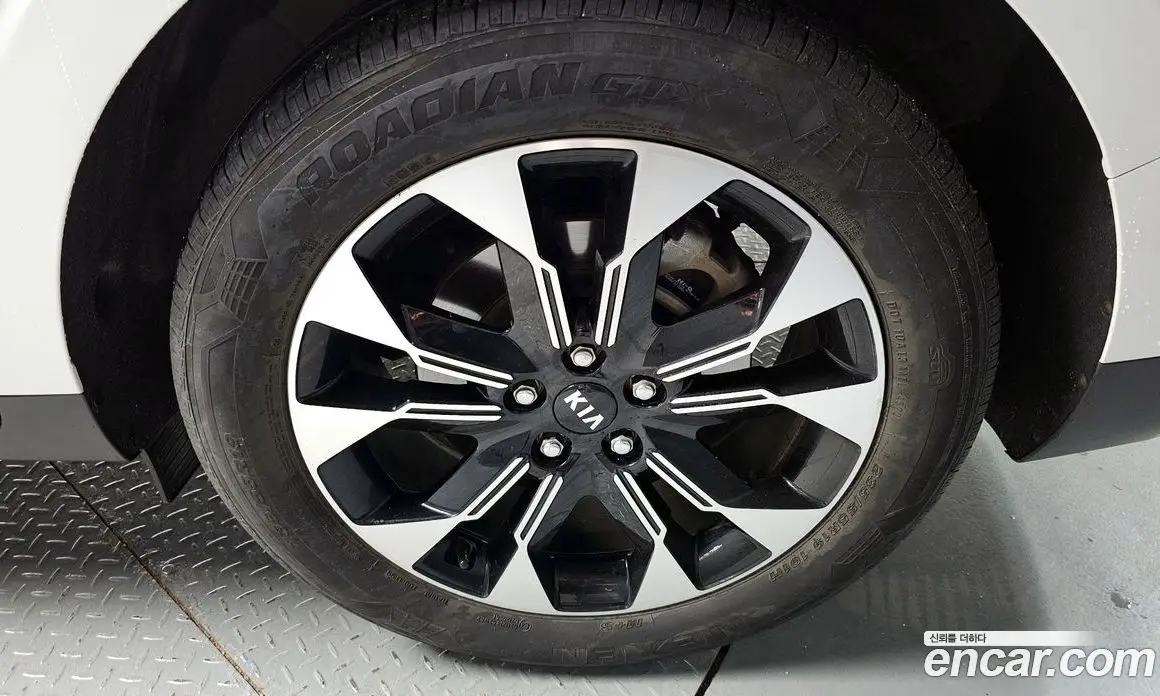 Kia Carnival 2020 2.2 автомат (гидро), фото 7