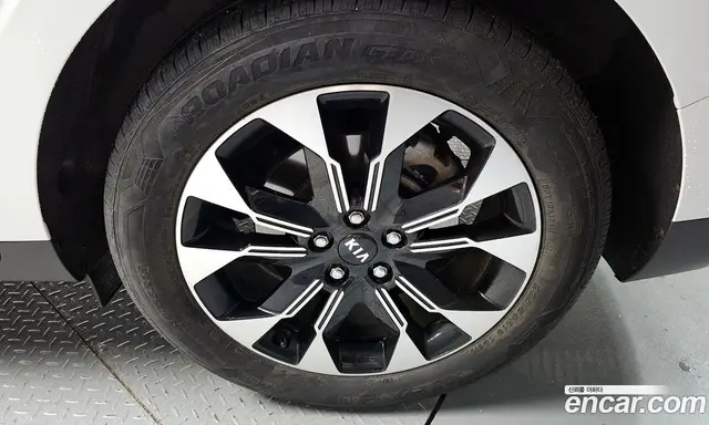 Kia Carnival 2020 2.2 автомат (гидро), миниатюра 7
