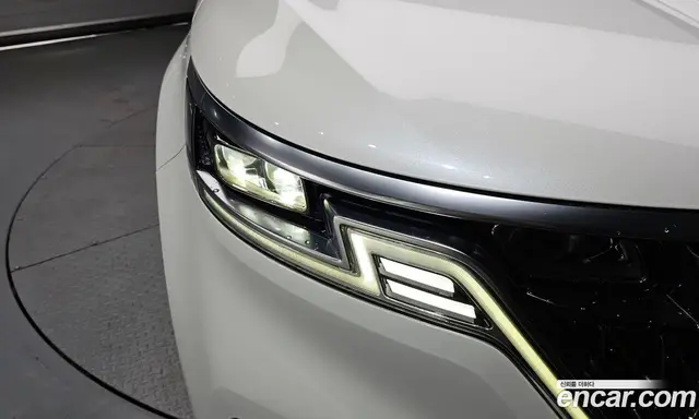 Kia Carnival 2020 2.2 автомат (гидро), миниатюра 8