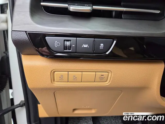 Kia Carnival 2021 2.2 автомат (гидро), миниатюра 9