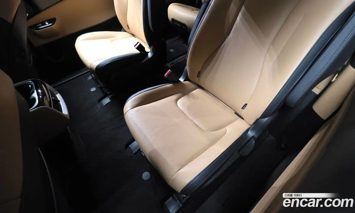 Kia Carnival 2021 2.2 автомат (гидро), фото 16 Kia Carnival 2021 2.2 автомат (гидро), фото 16