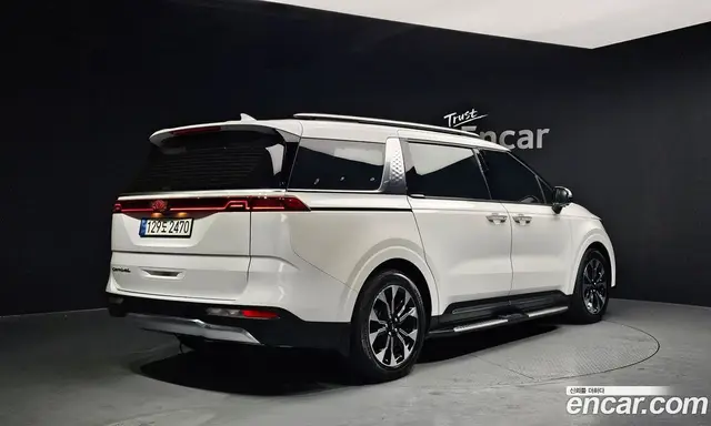 Kia Carnival 2021 2.2 автомат (гидро), миниатюра 2