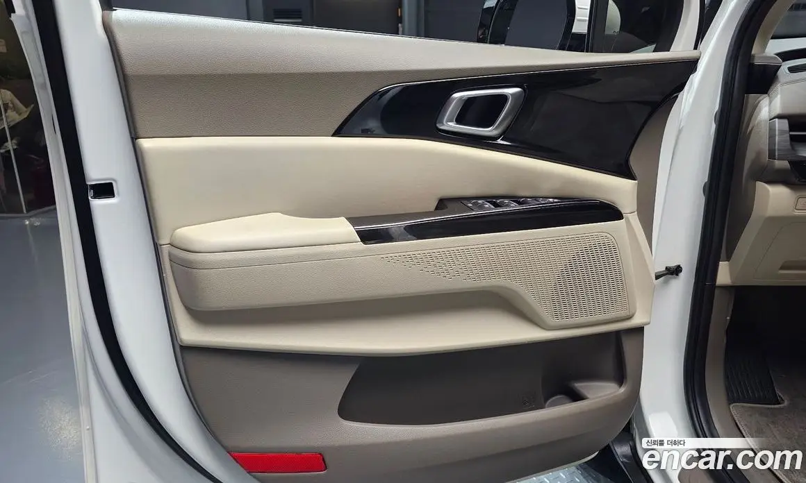 Kia Carnival 2022 2.2 автомат (гидро), фото 14