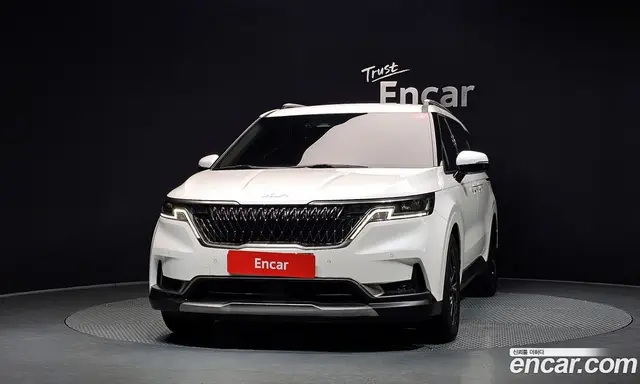 Kia Carnival 2022 2.2 автомат (гидро), миниатюра 3