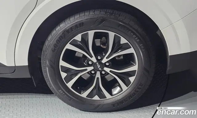 Kia Carnival 2022 2.2 автомат (гидро), миниатюра 7