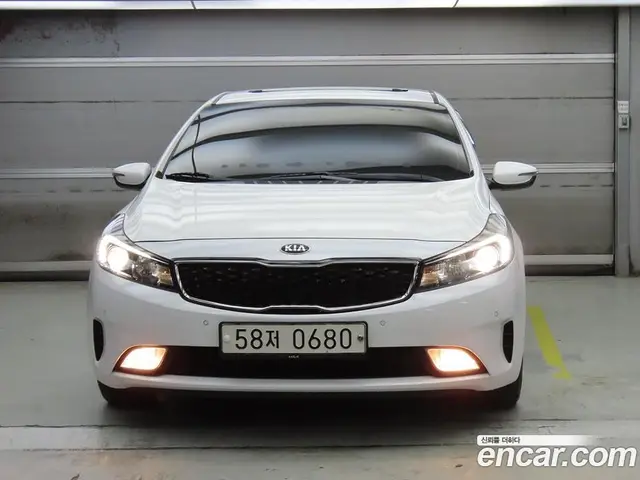 Kia K3 2016 1.6 автомат (гидро), миниатюра 3 Kia K3 2016 1.6 автомат (гидро), миниатюра 3