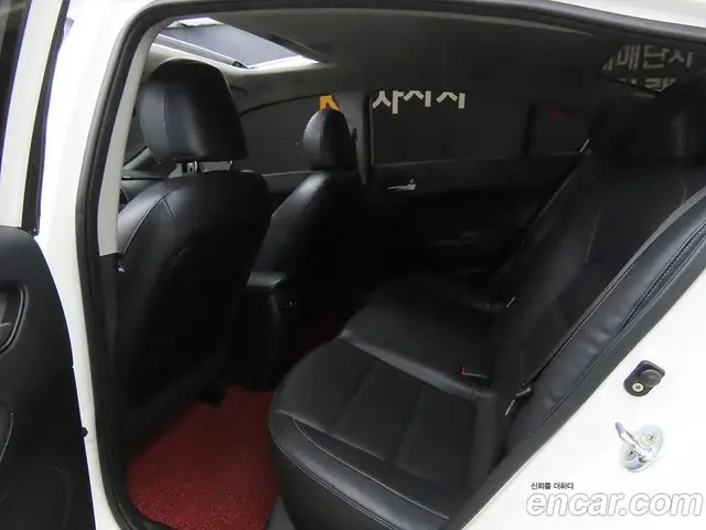 Kia K3 2016 1.6 автомат (гидро), миниатюра 10 Kia K3 2016 1.6 автомат (гидро), миниатюра 10
