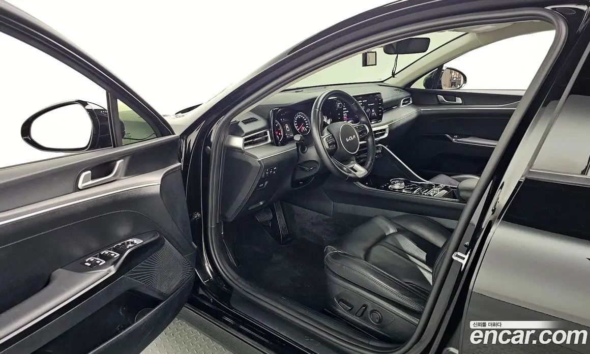 Kia K5 (Optima) 2023 2.0 автомат (гидро), фото 13