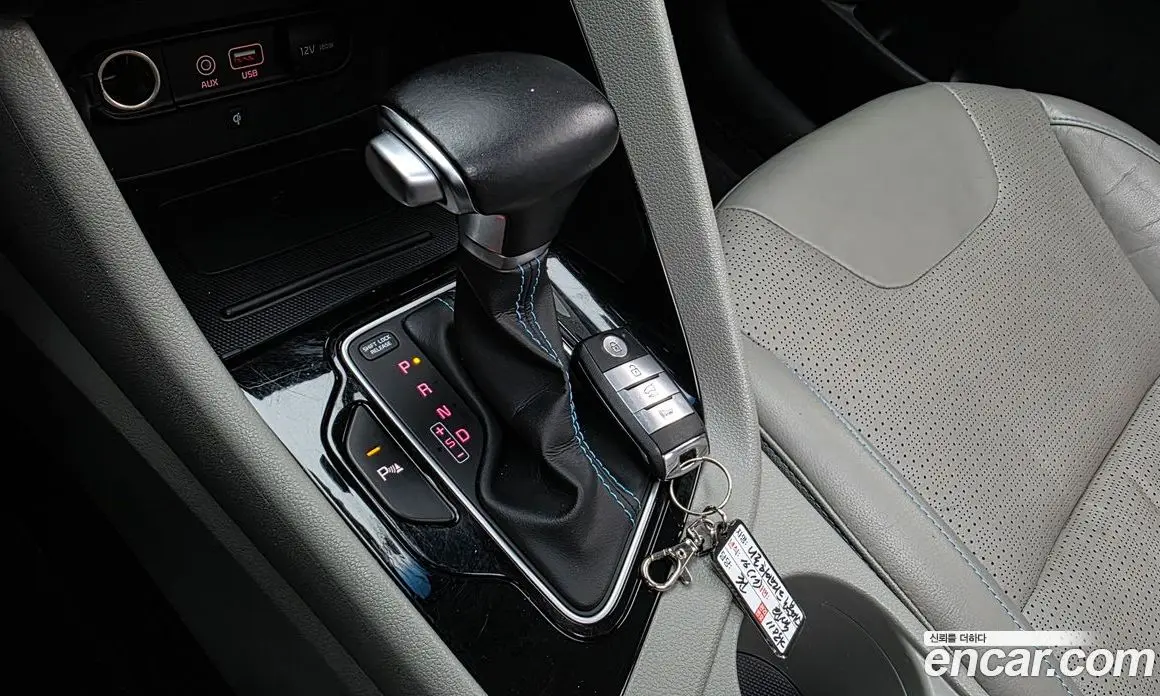 Kia Niro 2016 1.6 автомат (гидро), фото 11