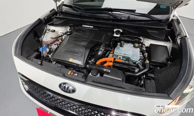 Kia Niro 2016 1.6 автомат (гидро), миниатюра 5