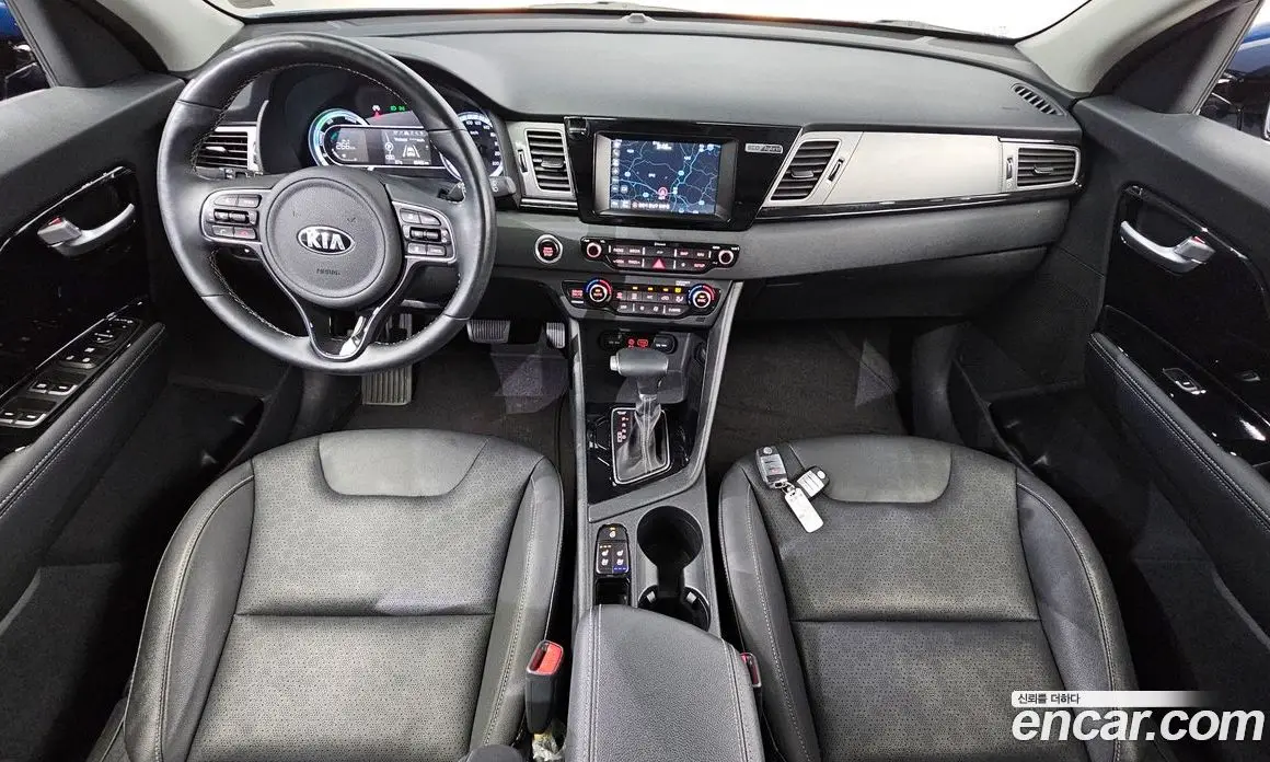 Kia Niro 2018 1.6 автомат (гидро), фото 10