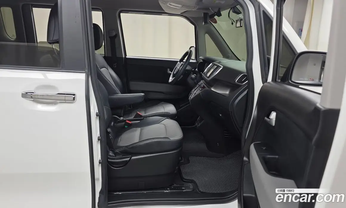 Kia Ray 2021 1.0 автомат (гидро), фото 16