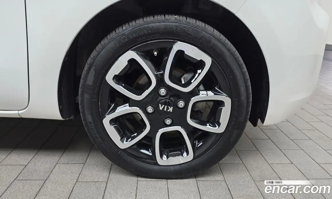 Kia Ray 2021 1.0 автомат (гидро), фото 7