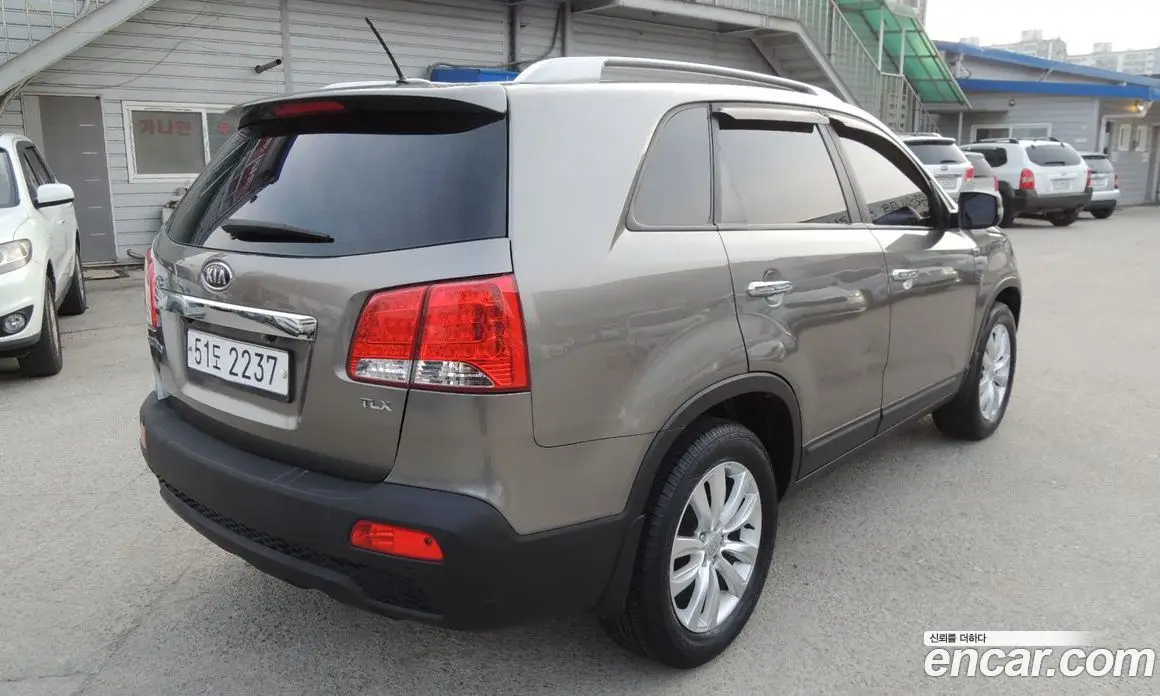 Kia Sorento 2011 2.0 автомат (гидро), фото 4