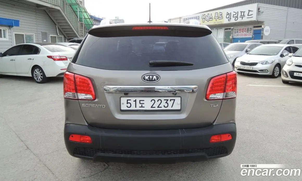 Kia Sorento 2011 2.0 автомат (гидро), фото 5