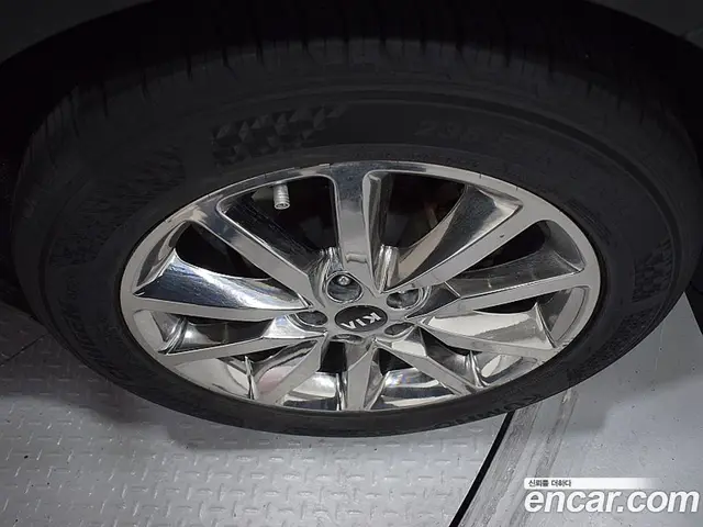 Kia Sorento 2014 2.0 автомат (гидро), миниатюра 8