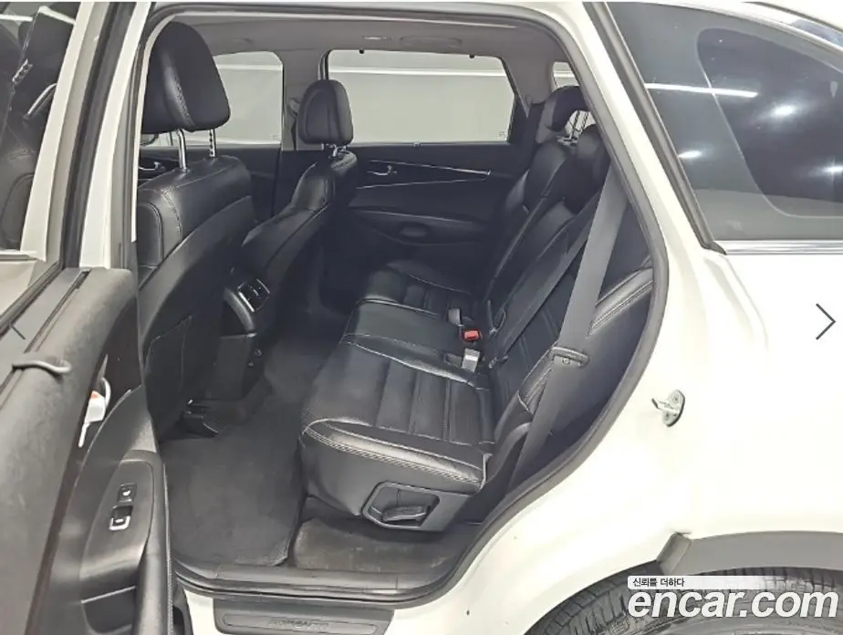 Kia Sorento 2015 2.0 автомат (гидро), фото 11 Kia Sorento 2015 2.0 автомат (гидро), фото 11