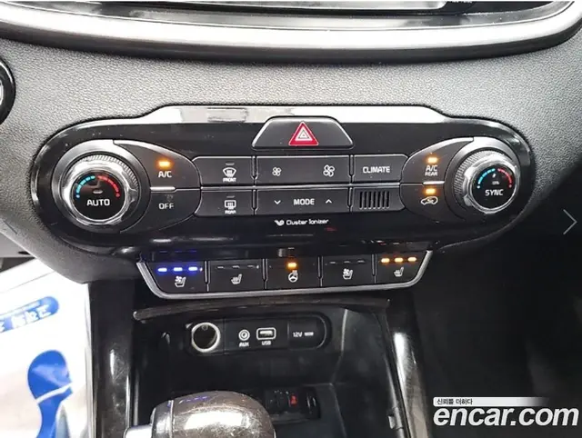 Kia Sorento 2015 2.0 автомат (гидро), миниатюра 9 Kia Sorento 2015 2.0 автомат (гидро), миниатюра 9