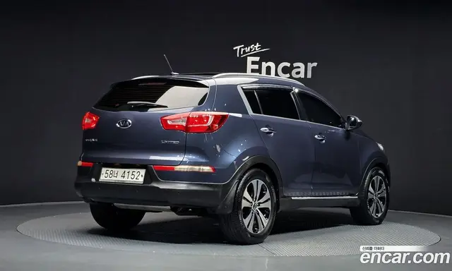 Kia Sportage 2011 2.0 автомат (гидро), миниатюра 2