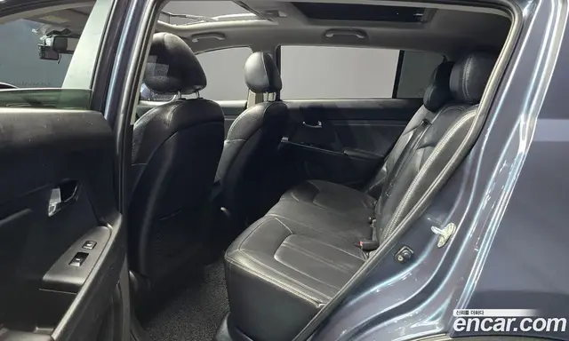 Kia Sportage 2011 2.0 автомат (гидро), миниатюра 12