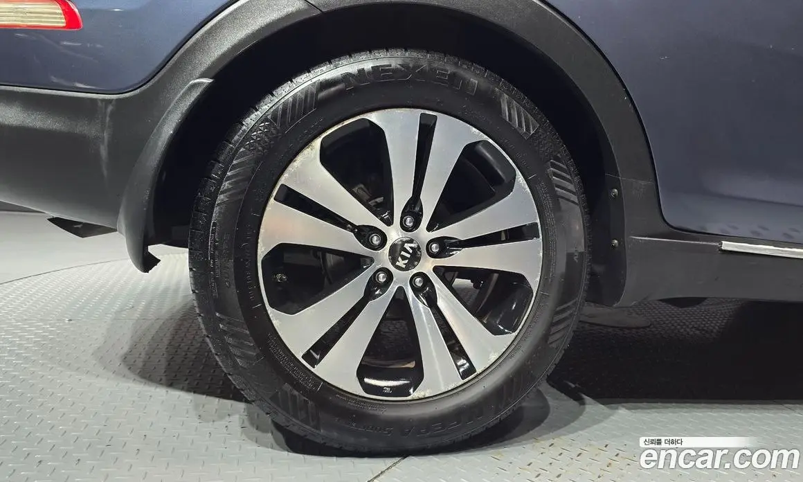 Kia Sportage 2011 2.0 автомат (гидро), фото 5