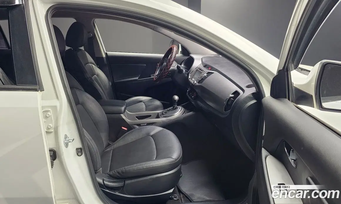 Kia Sportage 2014 2.0 автомат (гидро), фото 11