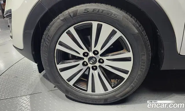 Kia Sportage 2014 2.0 автомат (гидро), миниатюра 5