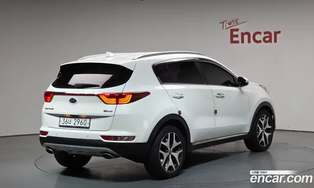 Kia Sportage 2018 2.0 автомат (гидро), миниатюра 2