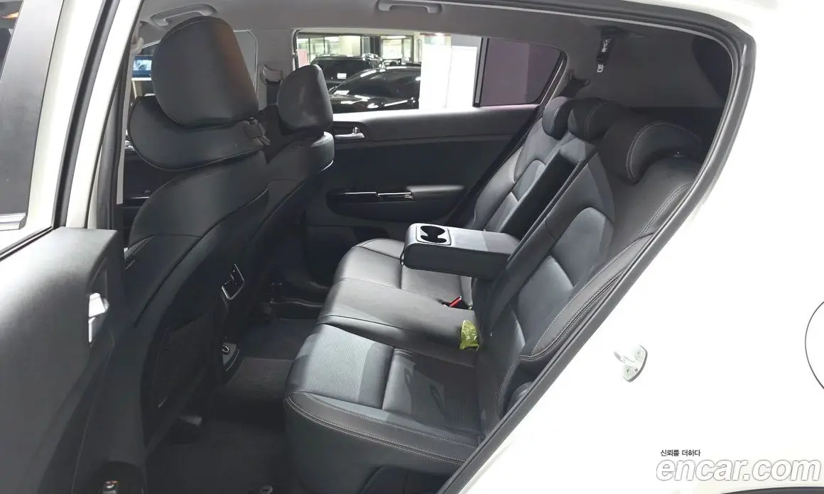 Kia Sportage 2018 2.0 автомат (гидро), фото 17