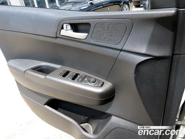 Kia Sportage 2018 2.0 автомат (гидро), миниатюра 12